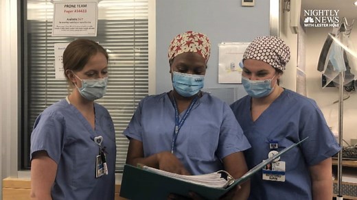 'Brothers and sisters': Nurses talk teamwork