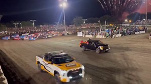 42K views · 1.4K reactions | For the first time in history… 5-wide at FALS | World of Outlaws Late Model Series | Facebook