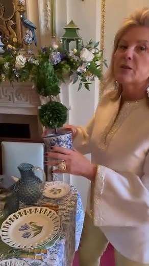 22K views · 331 reactions | @mrsalice’s Mother, @serena_fresson (a.k.a. Mrs. Claus 虜) takes us through the NEW Mrs. Claus Tablescape designed by her. It’s an enchanting take on the traditional Christmas table in her favourite Green & Blue  Shop Serena’s table online today at mrsalice.com #MrsAlice #MrsClaus #Tablescape #Christmas #ChristmasDecorations #InteriorDecor | Mrs. Alice | Facebook