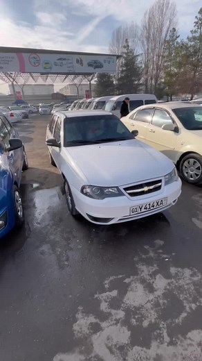 Chevrolet Aveo Sedan Showcase in Parking Lot