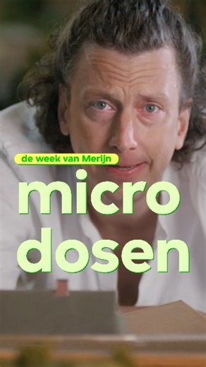 VPRO on Instagram: "Microdosen. Kijk 'De week van Merijn' op NPO Start. ‘De week van Merijn’ is een nieuwe satirische serie op de zondagavond waarin comedian en acteur Merijn Scholten in vele gedaantes de kijker meeneemt op een licht absurdistische trip door de verwarrende tijdgeest. Soms hard, soms zacht, maar altijd met veel liefde voor de diersoort waar we nou eenmaal toe behoren. #satire #humor"
