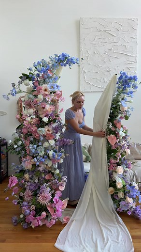 Stunning Flower Arrangement Tutorial with Mixed Blooms