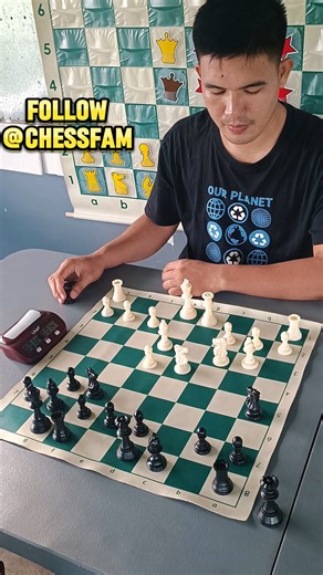 Learn and discover the ideas behind the brilliant opening trap of Bobby Fischer against the Sicilian Defense! #chess #chesstactics #chessgame | ChessFam