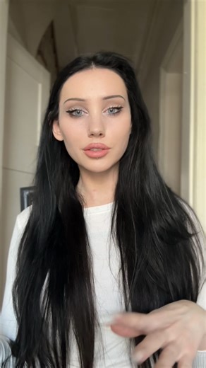 𝕹𝖎𝖐 𝕾𝖍𝖆𝖊 on Instagram: "lil before and after with @faceapp ! holiday edits made easy #faceapppartner"