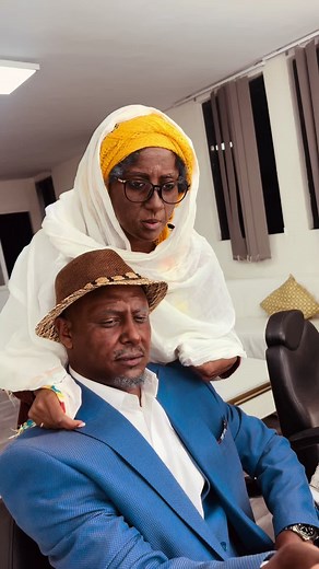 Old Age Makeup Techniques for Stage Performances