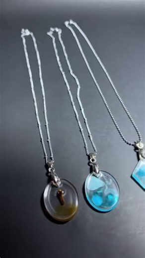 Nazurla fərqli görün, fərqli hiss et. #nazur #handmade #bujuteriya #epoksid #azerbaijanbrand #keşfet