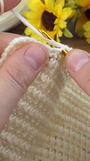 🧶 Absolute Beginner? Easiest Crochet Pattern! #crochet #knitting #crochetinspiration #amigurumi #fblifestyle | Crochet