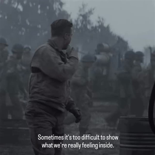 @11.60.am on Instagram: "日本利用压电瓷砖将脚步转化为电能。这些瓷砖捕捉来自你 脚步的动能。当你行走时，你的重量和动作会对瓷砖产生压力。瓷砖 会轻微弯曲，从而产生机械应力。瓷砖内部的压电材料将这种应力转 化为电能。每一步都会产生少量电荷，而数百万步结合在一起就能产 生足够的电力来驱动 LED 灯、数字显示屏和传感器。在像涩谷车站这 样繁忙的地方，每天大约有240 万个脚步为这一系统作出贡献。这些 电能可以被储存或立即使用，从而减少对传统电力来源的依赖，并支 持可持续的城市基础设施。这种方法将日常运动转化为实用的可再生 能源#日本#知识#事实#你知道吗#推荐科技创新历史技术 实验热门日本利用压电瓷砖将脚步转化为电能日本利用压电瓷砖将脚步转化为电能。 这些瓷砖捕捉来自你脚步的动能。当你行走时，你的重量和动 作会对瓷砖产生压力。瓷砖会轻微弯曲，从而产生机械应力。 瓷砖内部的压电材料将这种应力转化为电能。每一步都会产生 少量电荷，而数百万步结合在一起就能产生足够的电力来驱动 LED 灯、数字显示屏和传感器。在像涩谷车站这样繁忙的地 方，每天大约有240万个脚步为这一系统