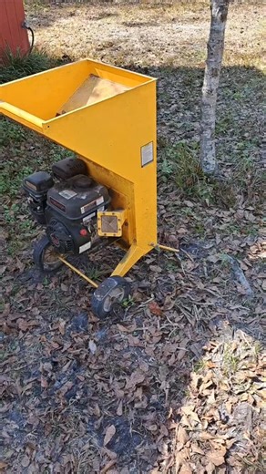 Cranking the predator 212 woodchipper for the first time in a year #smallengine #predator212 | Derek's Diyprojects