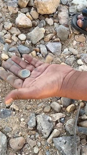 Metal Detector Found Old Coin 😱 | Incredible Treasure Discovery #shorts #metaldetecting #oldcoin
