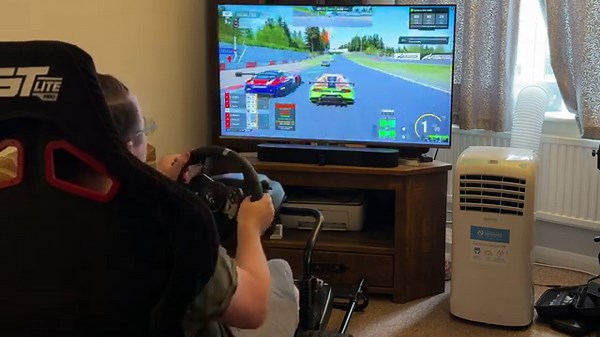 GeForce NOW brings 4K 120 FPS Racing to handhelds!