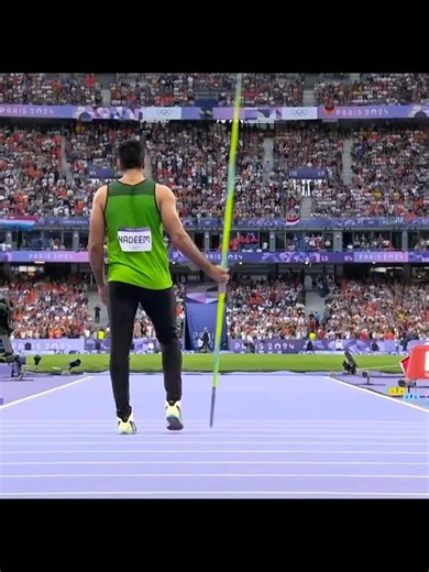 3rd throw by 💯 Arshad Nadeem in Olympic #olympics2024 #goldmedal #arshadnadeemgoldmedal #shortvideo