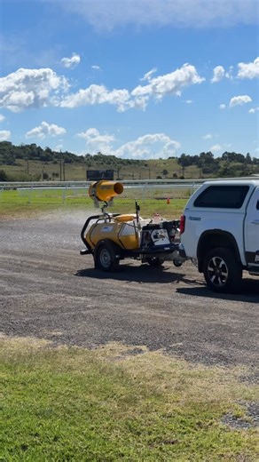 It’s shaping up to be a dusty and dry summer ahead — make sure your site is ready☀️ Stay compliant, stay safe, and stay in control with a fully equipped Dust Suppression Trailer from APG Australia.  Control the dust before it controls your site!  1300 763 100 |  sales@apgaustralia.com.au |  www.apgaustralia.com | APG Australia | Facebook
