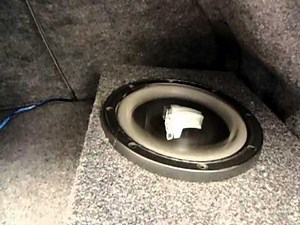 2 8w0's JL Audio 2 8 inch JL Audio subs
