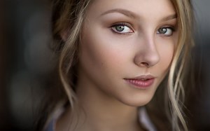 俄罗斯摄影师Maxim Guselnikov的人像后期教程2