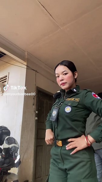 360 Degree Stage Concert by Vannda