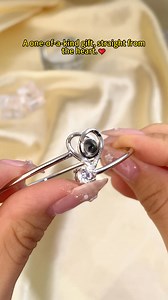 🫶 Carry your love, always.✨ Turn your most precious memory into light with our Personalized Projection Couple Bracelet. A hidden photo shines when you hold it close — a secret only for you and the one you love. 💫 Because love isn’t just a moment, it’s a story you can wear every day. 💖 Order here 👉https://tinyurl.com/45fe2wv4 #ForeverUs #CustomLove #KeepsakeBracelet | Soufeel