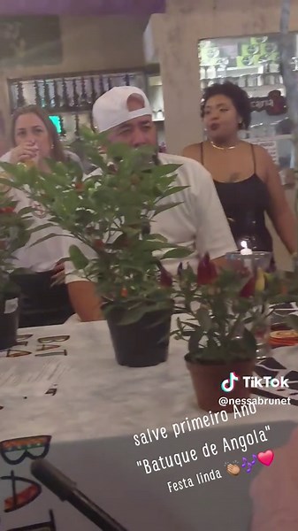 Os vídeos de Vanessa Brunet475 (@nessabrunet) com som original - Vanessa Brunet475