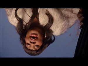 Glee - Kurt and Blaine make out in the car 4x14