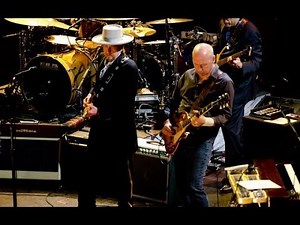 Dylan & Knopfler-Munich 2011-Things Have Changed (video)