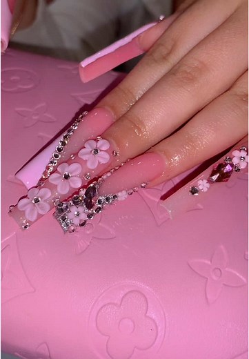 Baddie nails are a totally different vibe 💖🌸🎀 #nails #nailtech #acrylic #nail #nailinspo #baddienails #blingnails