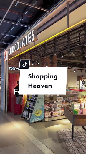 Amsterdam Airport Shopping: Your Ultimate Guide