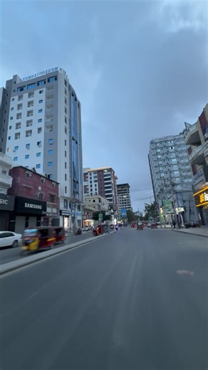 Haft Paris Waberi Iney tahay Yaa dod kaqabo 🫶🏽🫰#enjoymodel #foryoupage #somalitiktok12 #viral_video