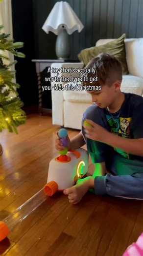 91K views · 675 reactions | So worth the hype, air tubes! Keeps the kids busy & screen free for hours. Comment SHOP below to receive a DM with the link to this post on my LTK ⬇ https://liketk.it/5tbX1 #ltkholiday #ltkkids #ltkgiftguide | Helloquadruplets | Facebook