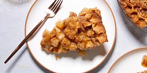 This Caramel-Drizzled Pear Pie Is Impossibly Delicious