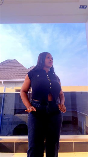 Apunanwu 1 (@apunanwu13)’s videos with Isee - Kcee & Anyidons