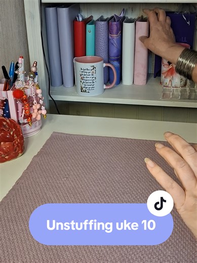 Unstuffing uke 10 som er min første uke i mars. Videoen har ligget klar, men tiden har ikke strukket til. så den som skulle komme forrige helg kommer her. #unstuffing #spare #sparing #budsjett #cashstuffingnorge