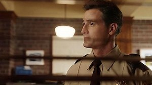 Watch Resident Alien Season 3 Episode 1 - Lone Wolf