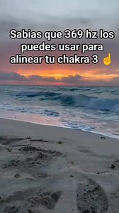 "Si conocieras la magnificencia de los números 3, 6 y 9, tendrías la llave del universo." Estos números no son simples cifras. Son patrones fundamentales, estructuras invisibles que rigen el equilibrio y la energía del cosmos. No es coincidencia que muchas culturas antiguas hayan reverenciado la tríada, la dualidad del 3 y el 6, y el poder culminante del 9. Observaciones sobre el 3, 6 y 9: 1. Matemáticamente mágicos: En la matemática vórtex, si comienzas a sumar dígitos en patrones binarios, tod