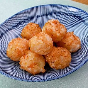 シンプルに作る！ エビ団子のレシピ動画・作り方 | デリッシュキッチン