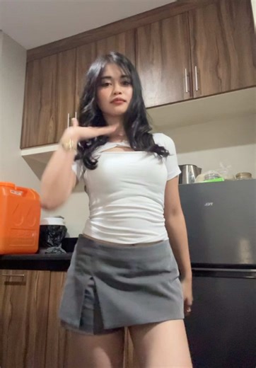 Baguio Outfit Ideas: Mini Skirts & Skorts