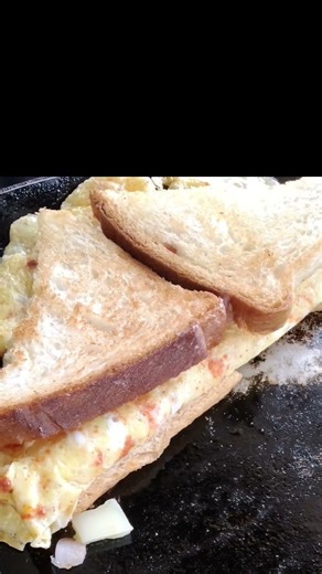 Village style egg cheese bread 🍞