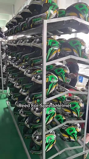 Experience Ultimate Speed with Reed Motovlog Helmet