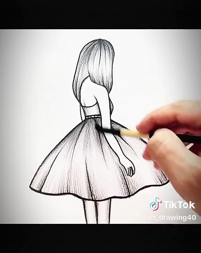 Easy Step-by-Step Drawing of a Girl's Back Side