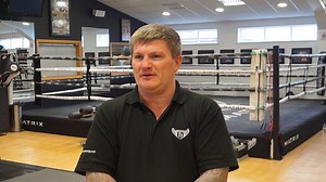 Ricky on working the pads with Frank Bruno, fighting back against depression and more. | Hatton Boxing