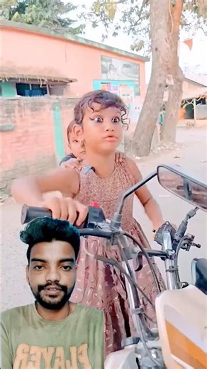 Introducing the "VitaWear SmartBand," a next-generation wearable gadget🎉