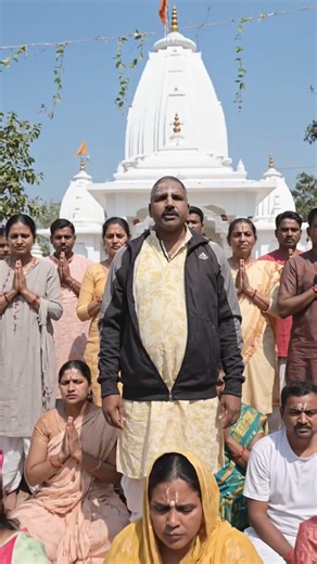 selflessness and self discovery🐦 #hindudeity #geetagyan #geetaupdesh #trending #viral #shorts #yt 🚩