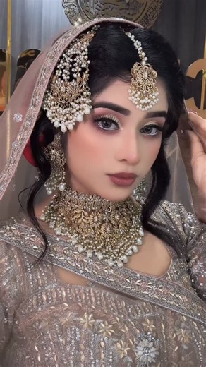 Lamha Ansu 🇧🇩 on Instagram: "Saiyara🤍#foryou #lamhaansu #unfezzmyaccount"