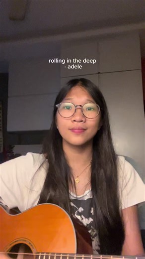 Exploring Adele's Rolling in the Deep: A Deep Dive