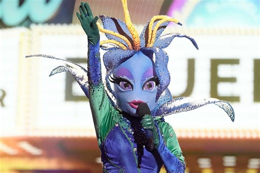 'The Masked Singer' unmasks Bluebell as Grammy-nominated '90s icon