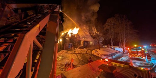 Crews battle house fire in Lincoln for over 8 hours
