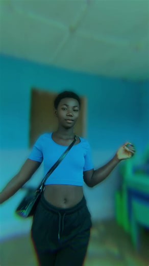 Vidéos de ❤️‍🔥💦Emma225 (@laviedestar25) avec BOUBA BUZZ MADAME TIGUIBA - Métal Firdaousse officiel 1