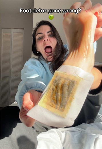 Detox Foot Patches Experience: Promoting Better Sleep and Detoxing Toxins