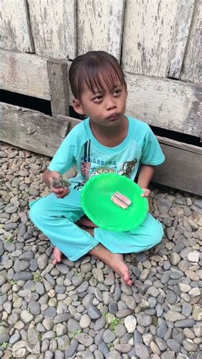 Sir, please sir, I need money
