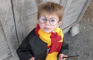 Cómo hacer un disfraz casero de Harry Potter | Manualidades