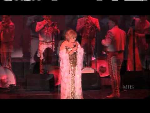 Mariachi Sol de México and Vikki Carr